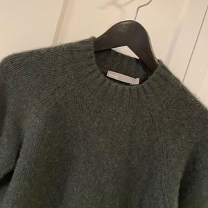 VINCE  cashmere green sweater, size small